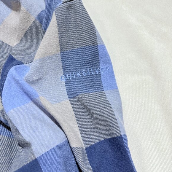 Quicksilver Men’s Flannel Shirt Large Blue/Gray Plaid 100% Cotton - Picture 4 of 9